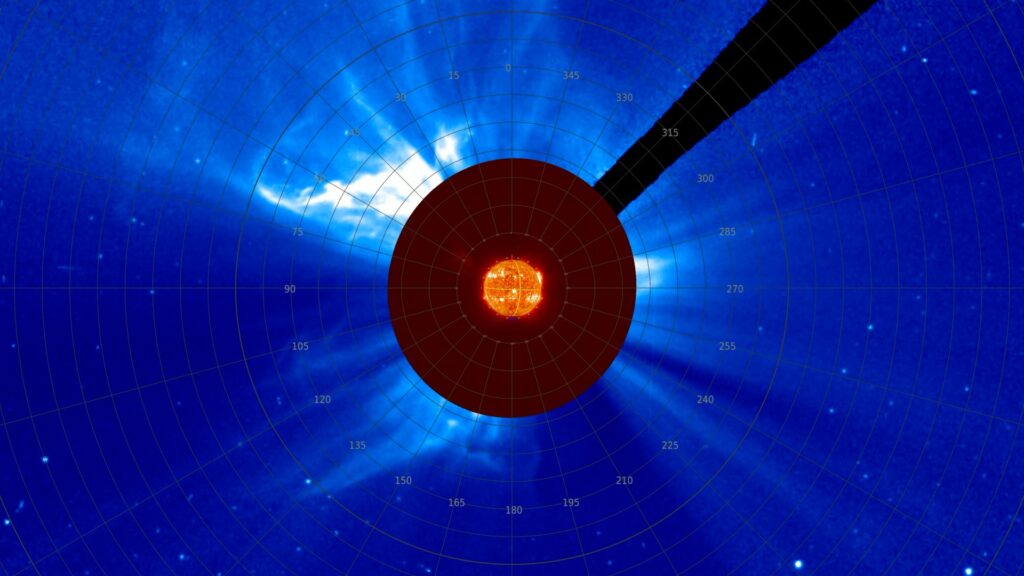 La protubérance vue par Solar Orbiter et SoHO. // Source : Solar Orbiter/EUI and SOHO/LASCO teams, ESA & NASA