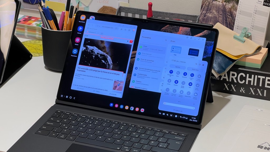 Le mode DeX permet d'imiter les fenêtres de Windows dans Android. // Source : NL - Numerama Le mode DeX permet d'imiter les fenêtres de Windows dans Android. // Source : NL - Numerama