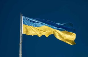 L'Ukraine vient de légaliser les crypto-monnaies // Source : Yehor Milohrodskyi / Unsplash