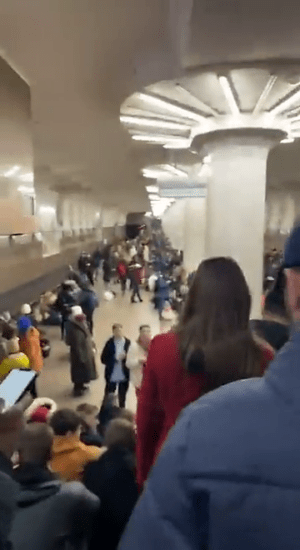 A Kharkiv, les gares et les stations de métro sont bondées ce 24 février. // Source : Cyberguerre - SnapMap A Kharkiv, les gares et les stations de métro sont bondées ce 24 février. // Source : Cyberguerre - SnapMap