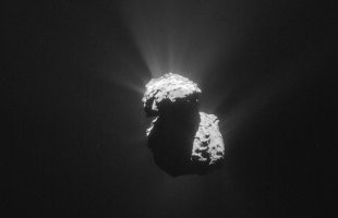 67P/Churyumov-Gerasimenko. // Source : ESA/Rosetta/NAVCAM – CC BY-SA IGO 3.0