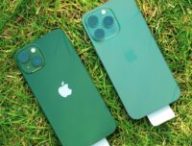 iPhone 13 et 13 Pro Verts // Source : Louise Audry pour Numerama