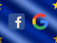 Logos de Facebook et Google devant le drapeau de l'UE. // Source : Pixabay ; Wikimedia/google.com ; montage Numerama