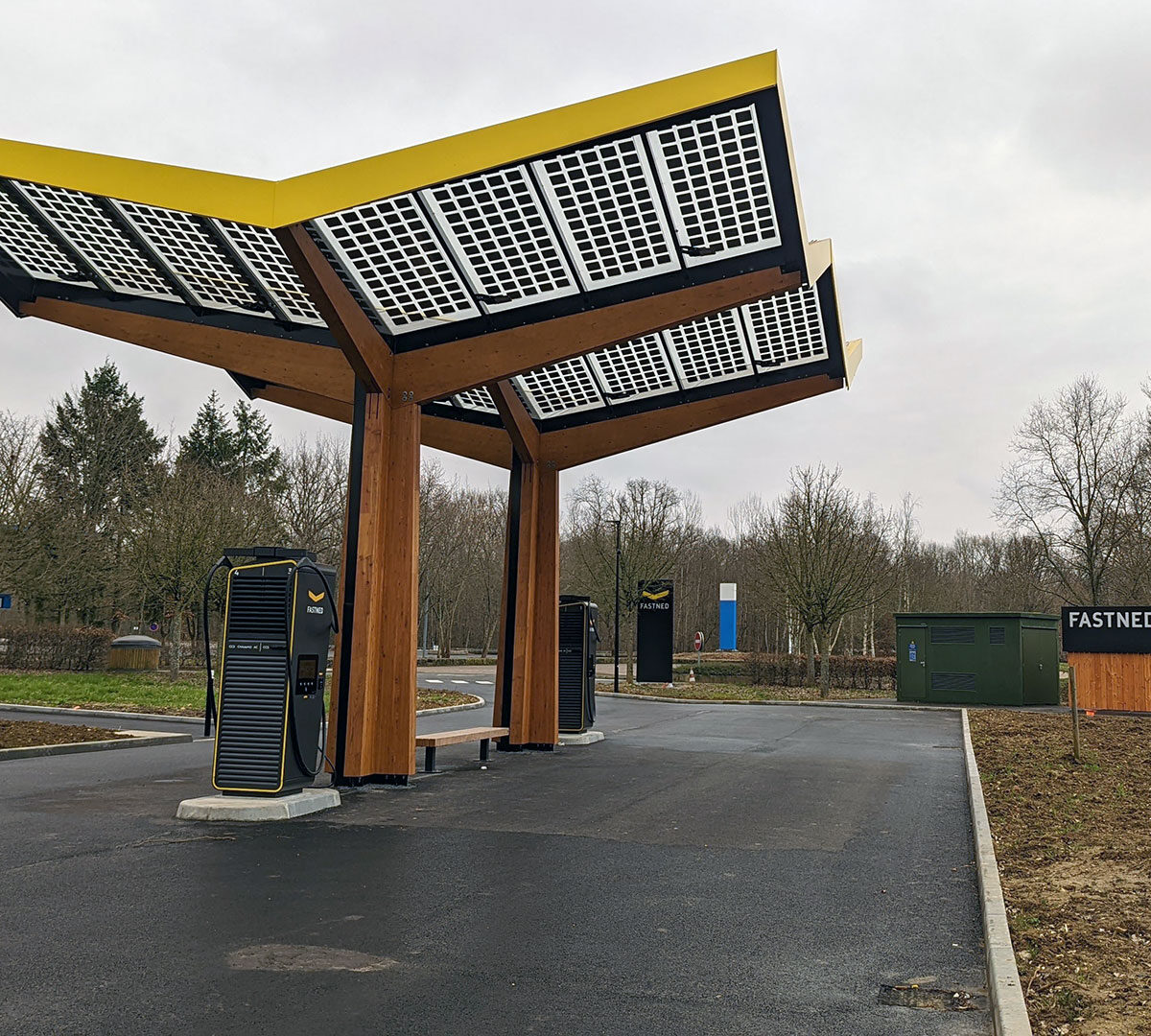 Station Fastned sur autoroute // Source : Raphaelle Baut pour Numerama