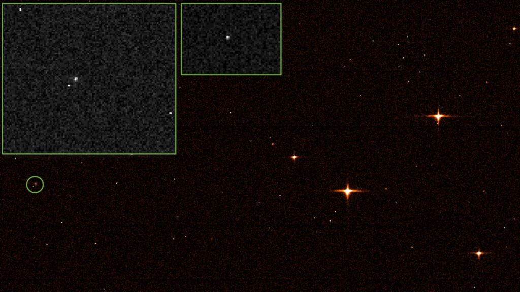 Zooms sur James Webb dans l'image de Gaia. // Source : ESA/Gaia/DPAC; CC BY-SA 3.0 IGO