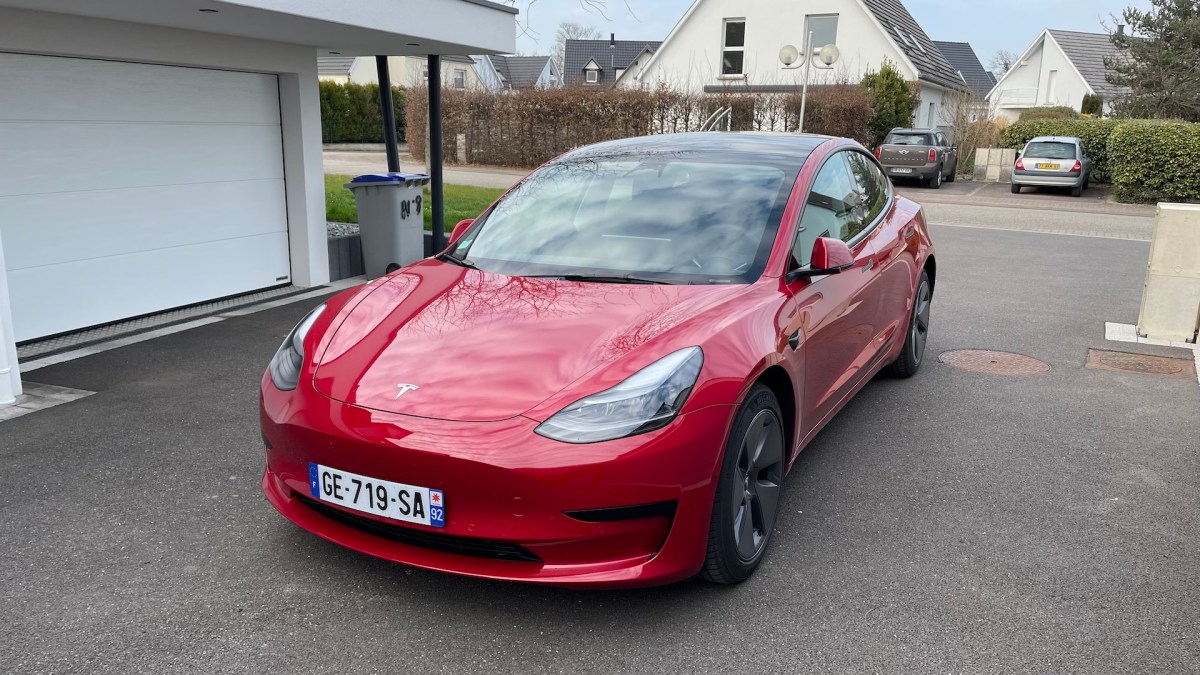 Tesla Model 3 (2022) // Source : Maxime Claudel pour Numerama