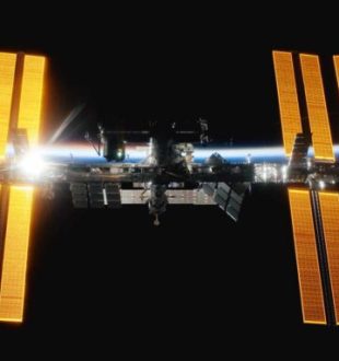 La station spatiale internationale connait ses premiers premiers problèmes géopolitiques // Source : Nasa / Unsplash La station spatiale internationale connait ses premiers premiers problèmes géopolitiques // Source : Nasa / Unsplash