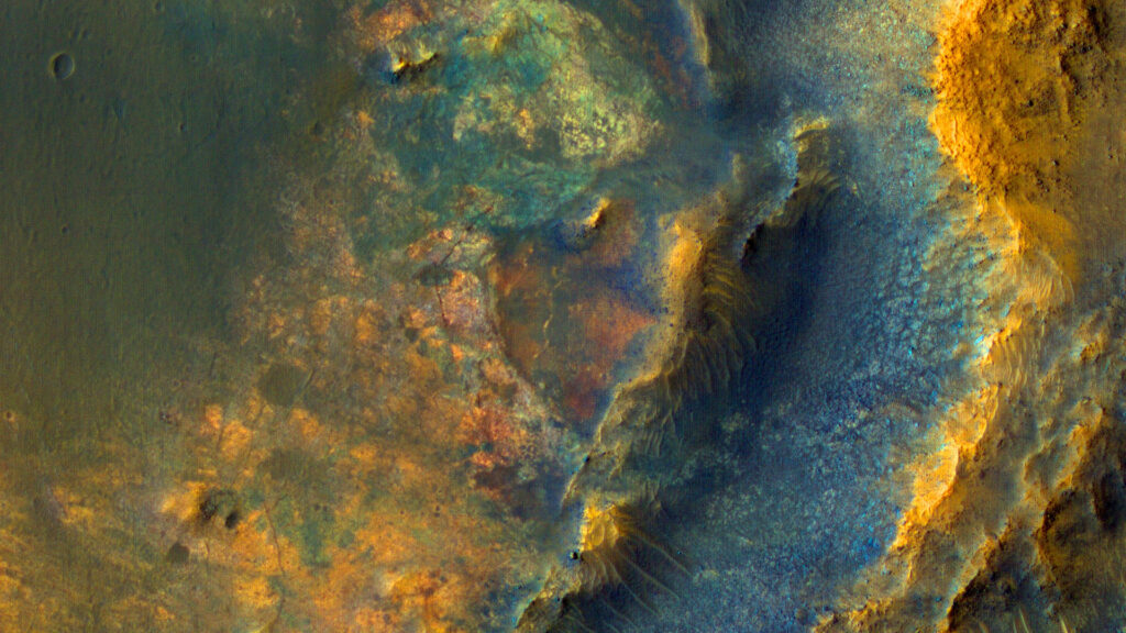 Une région aux textures variées sur Mars. // Source : NASA/JPL/UArizona (recadré)