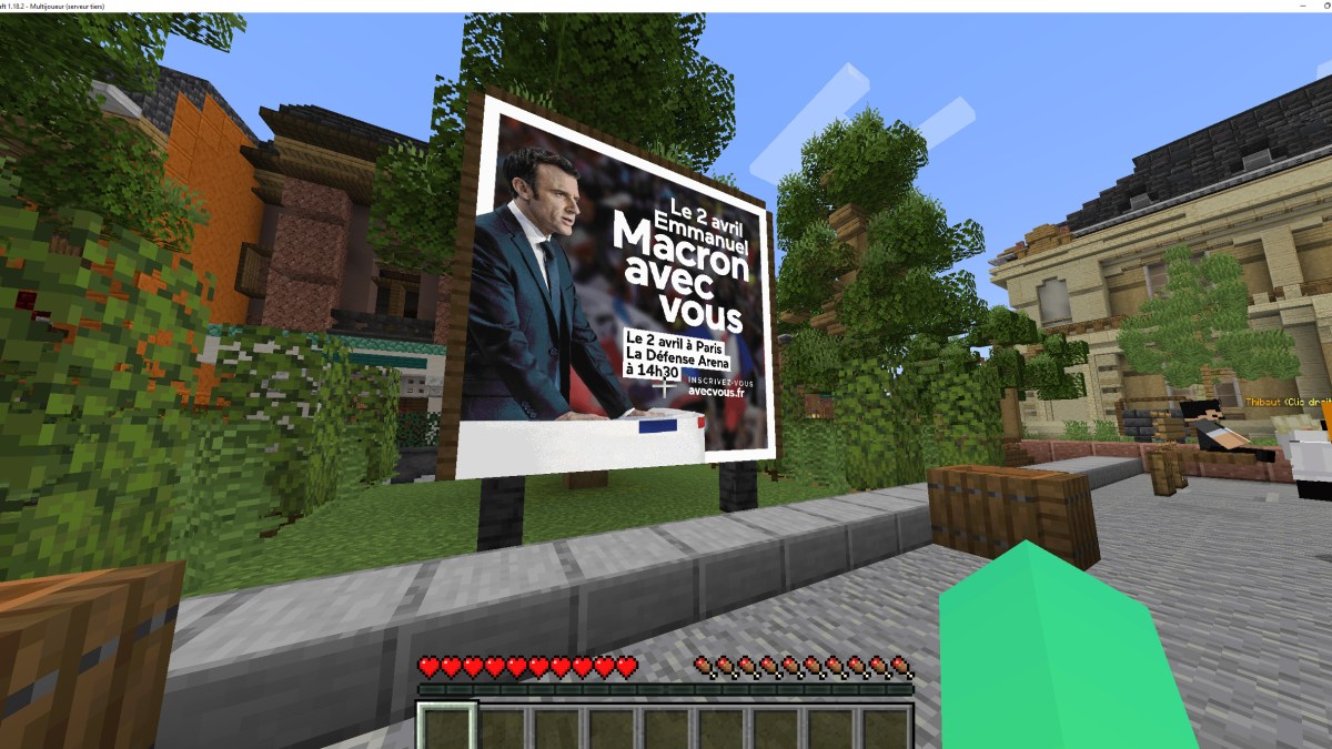 Un serveur Minecraft dédié à Emmanuel Macron ? Oui, ça existe // Source : Numerama