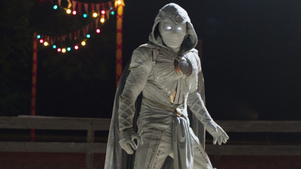 Marc Spector (Oscar Isaac) en costume de Moon Knight. // Source : Marvel/Disney+