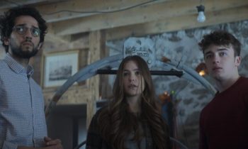 Omar Mebrouk, Jade Pedri et Thomas Chomel dans Parallèles // Source : Disney+