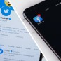 Facebook, Twitter. // Source : Pexels Facebook, Twitter. // Source : Pexels