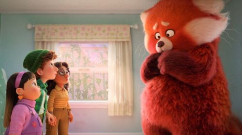 Mei Lee se transforme en panda roux dans Alerte rouge // Source : Disney/Pixar