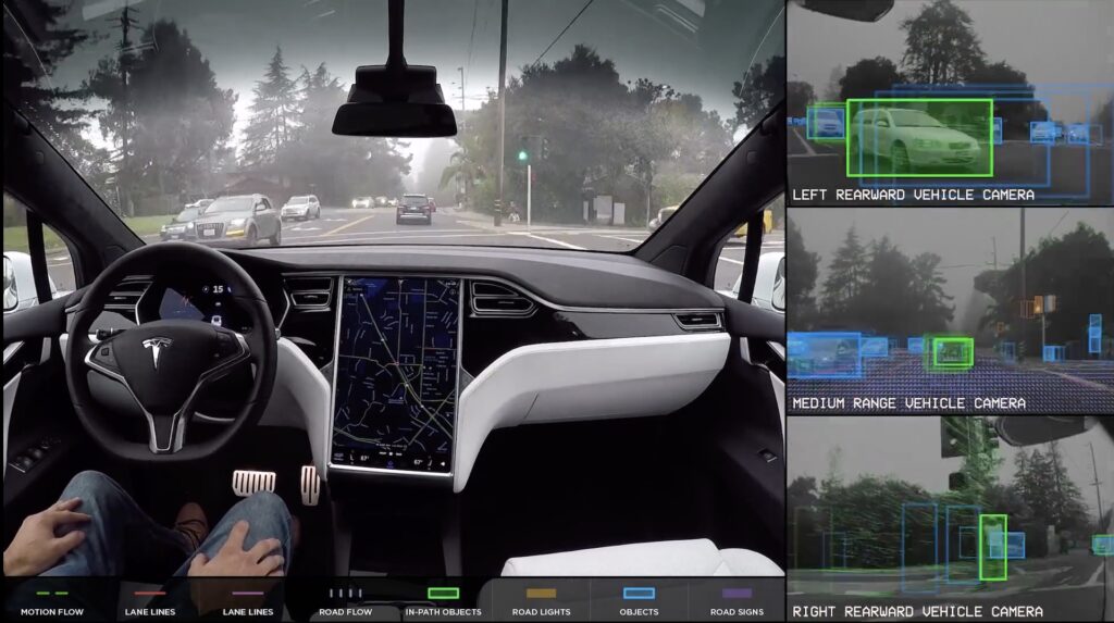 Une Tesla en Autopilot en 2017 // Source : Vimeo/Tesla