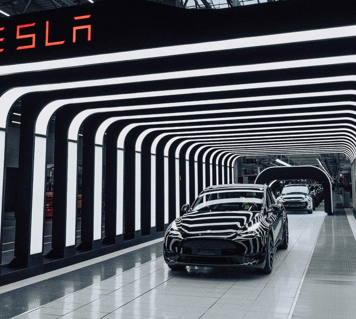 Le Tesla Model Y dans l'usine Gigafactory 4 // Source : Tesla