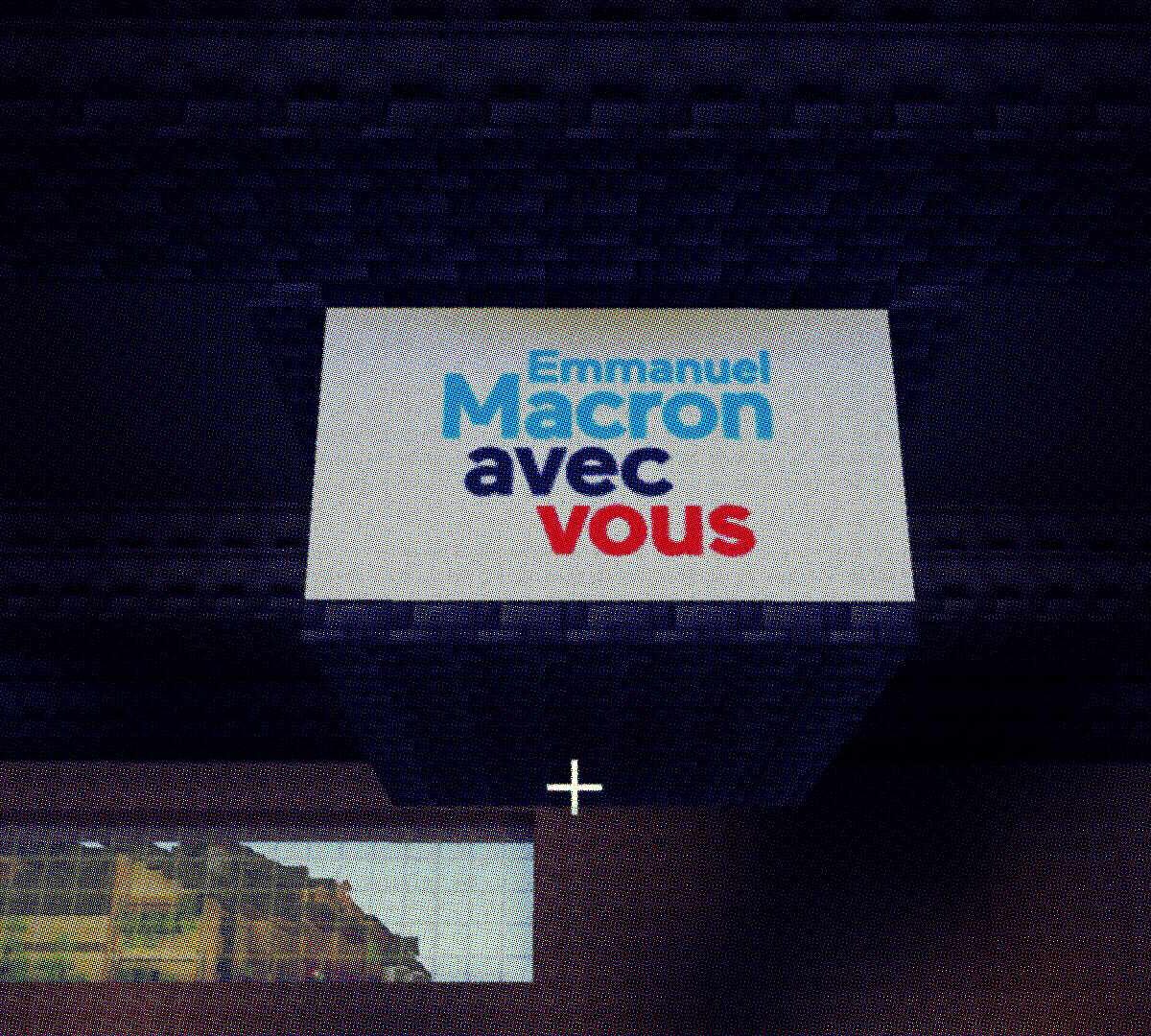 J'ai assisté au meeting virtuel d'Emmanuel Macron pour que vous n'ayez pas à le faire // Source : Capture d'écran Numerama