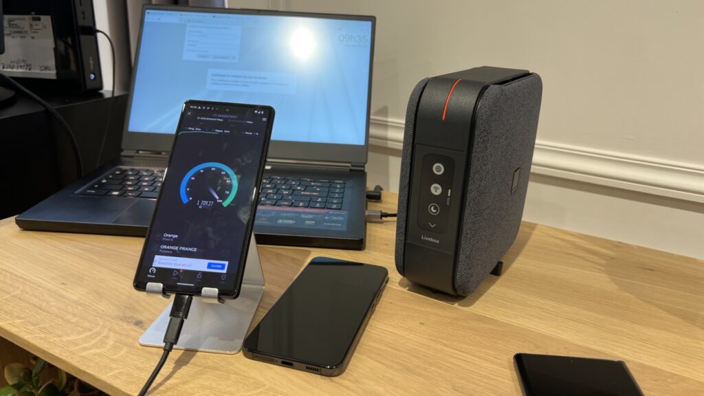 Test de débit en Wi-Fi 6E avec la Livebox Max. // Source : Numerama