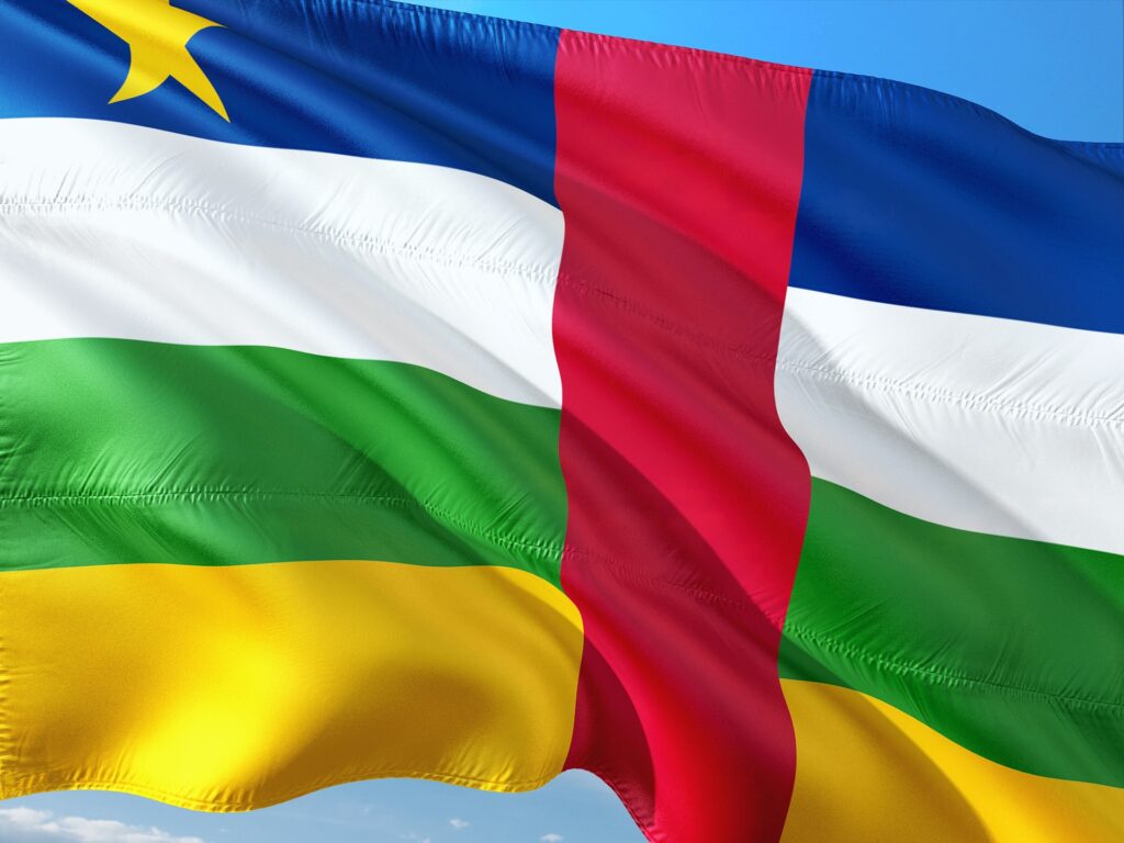 Le drapeau de la Centrafrique // Source : Jonoro / Pixabay
