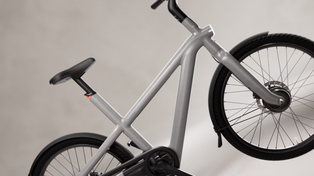 Les nouveaux VanMoof Electrified S5 et A5 // Source : VanMoof