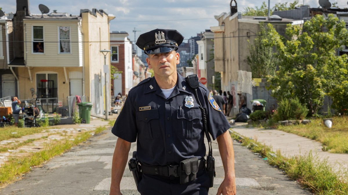 Jon Bernthal est terrifiant dans le rôle de Wayne Jenkins // Source : HBO