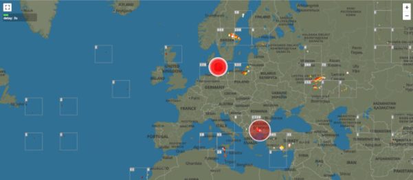 Détection d'éclairs imminents en rouge // Source : Blitzortung