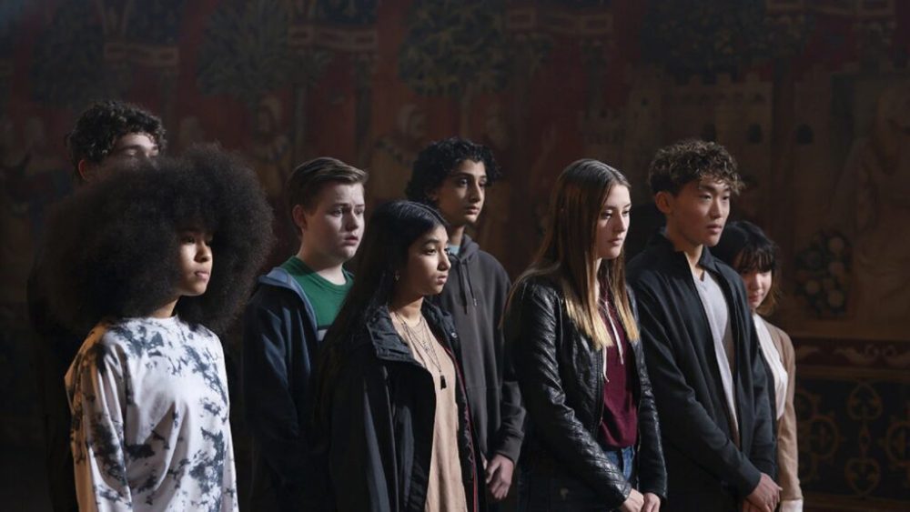Huit adolescents participent au Tournoi d'Everrealm // Source : Disney+