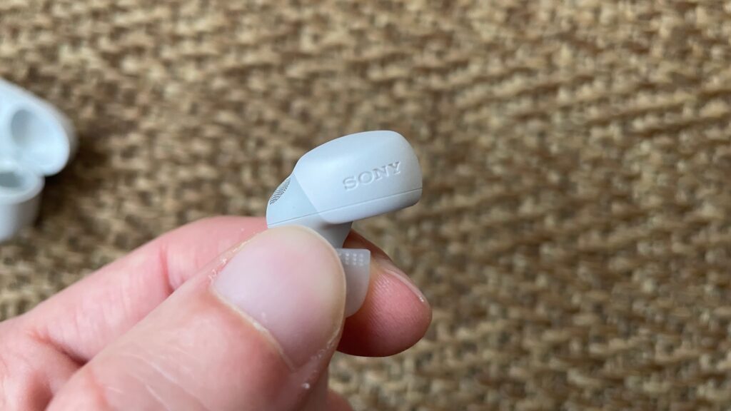 La tranche des écouteurs Sony LinkBuds S