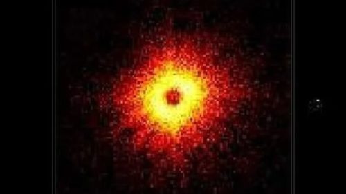 Explosion d'une étoile naine blanche en nova // Source : Nature