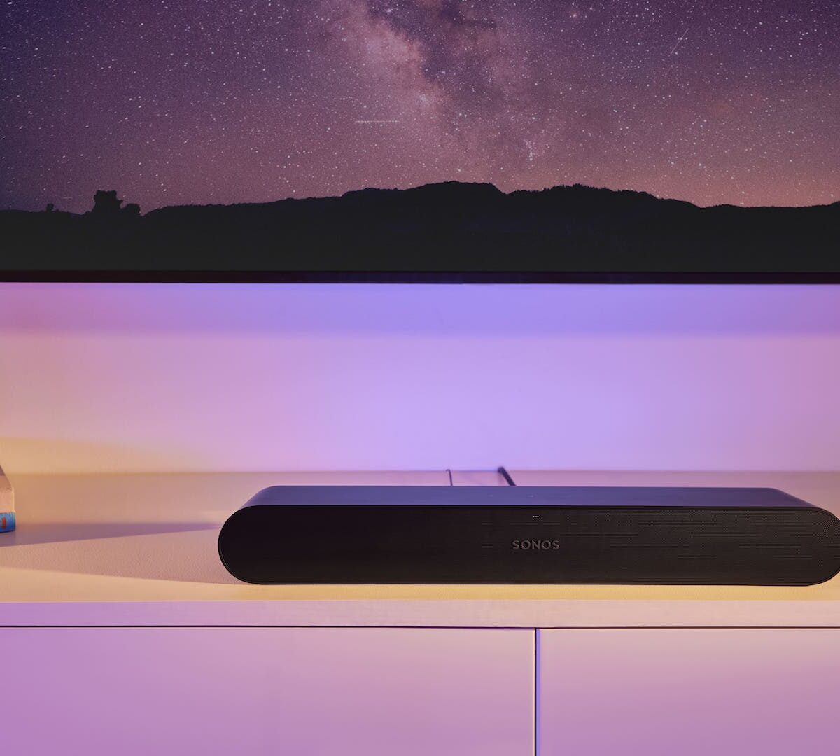 Barre de son Sonos Ray // Source : Sonos