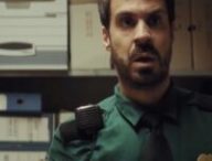 Visitors/Simon Astier // Source : WarnerTV