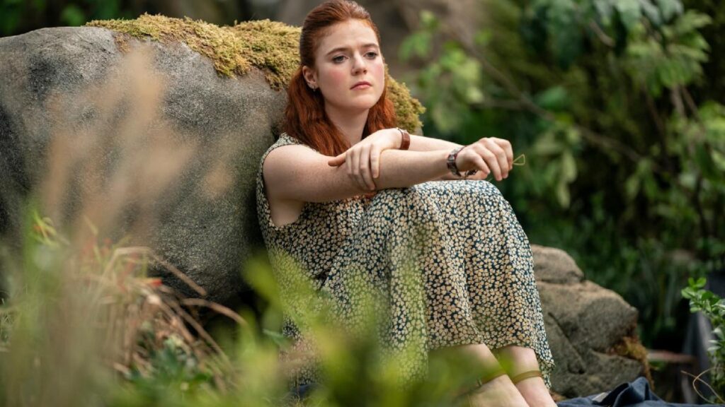 Rose Leslie joue Clare dans The Time's Traveler Wife // Source : HBO