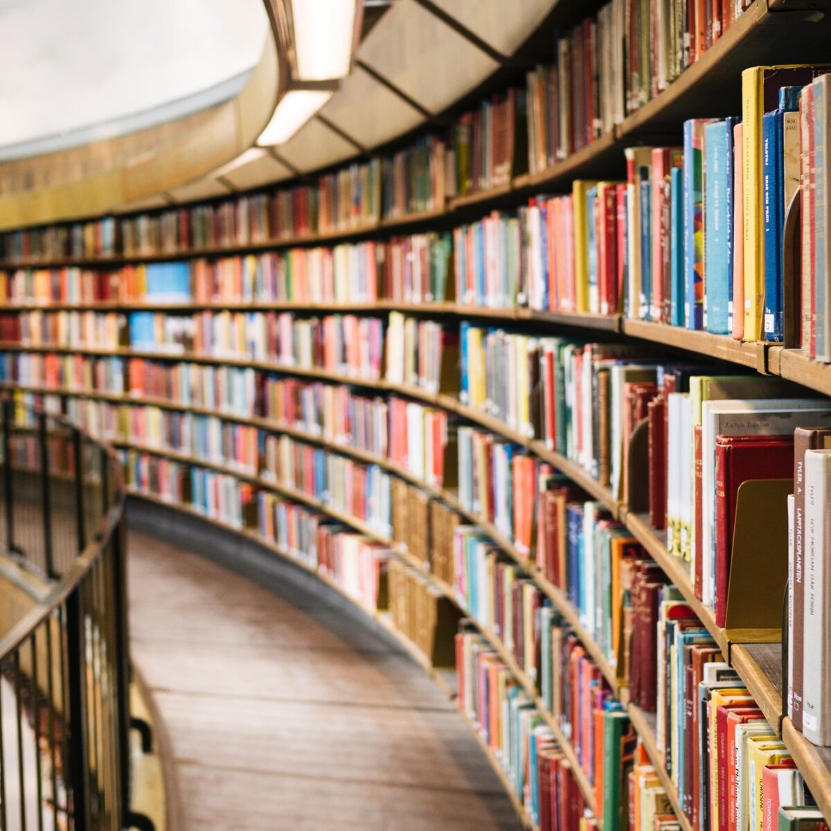 La Stadsbiblioteket de Stockholm // Source : Susan Q Yin via Unsplash