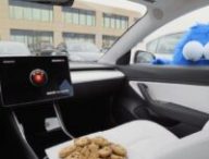 Mode Sentinelle des Tesla avec Cookie Monster // Source : Capture d'écran Tesla