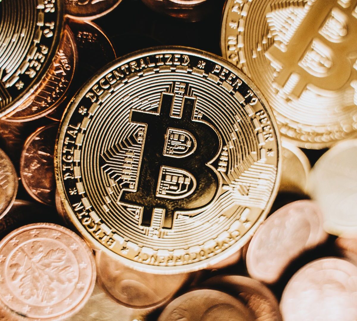 Le Salvador a dépensé une partie de ses réserves pour acheter des bitcoins // Source : Canva