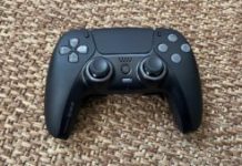 La manette Scuf Reflex pour PS5 // Source : Maxime Claudel pour Numerama