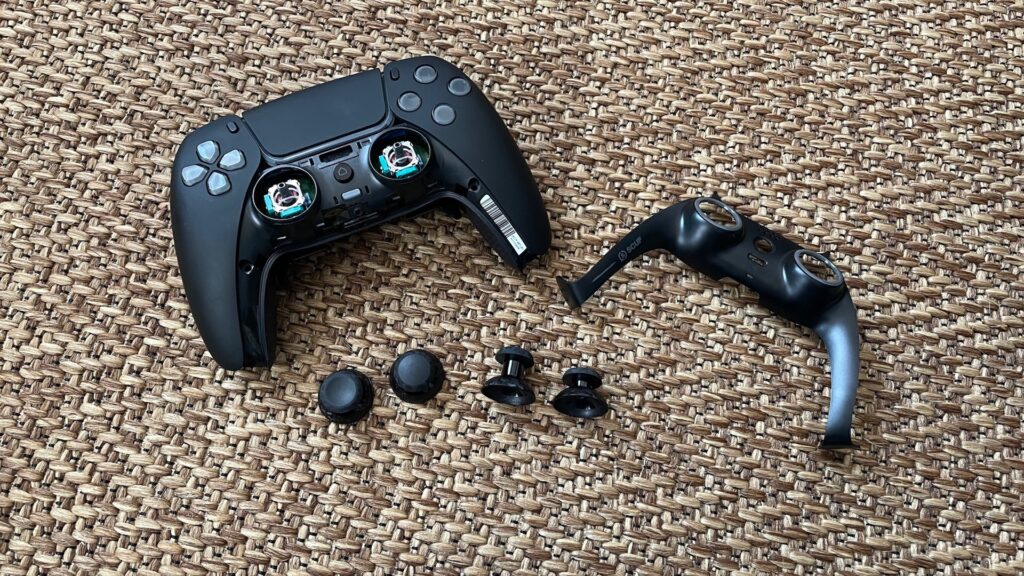 Personnalisation de la manette Scuf Reflex // Source : Maxime Claudel pour Numerama