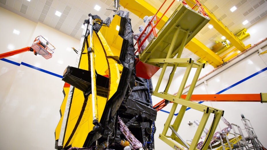 Comment la Nasa communique avec le télescope James b de si loin