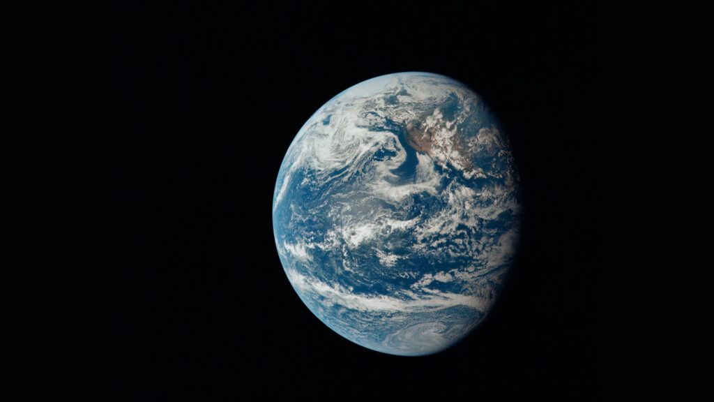 Ce trou noir avale l'équivalent de la Terre chaque seconde. // Source : Flickr/CC/Project Apollo Archive (photo recadrée)
