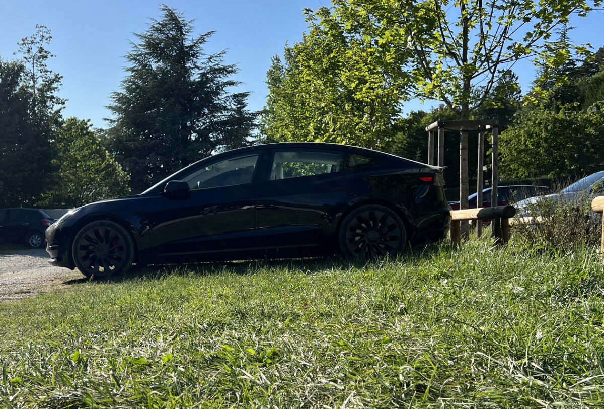 Road trip en Tesla Model 3 : 6 ans après, qu'est-ce qui a changé ? // Source : Julien Cadot pour Numerama