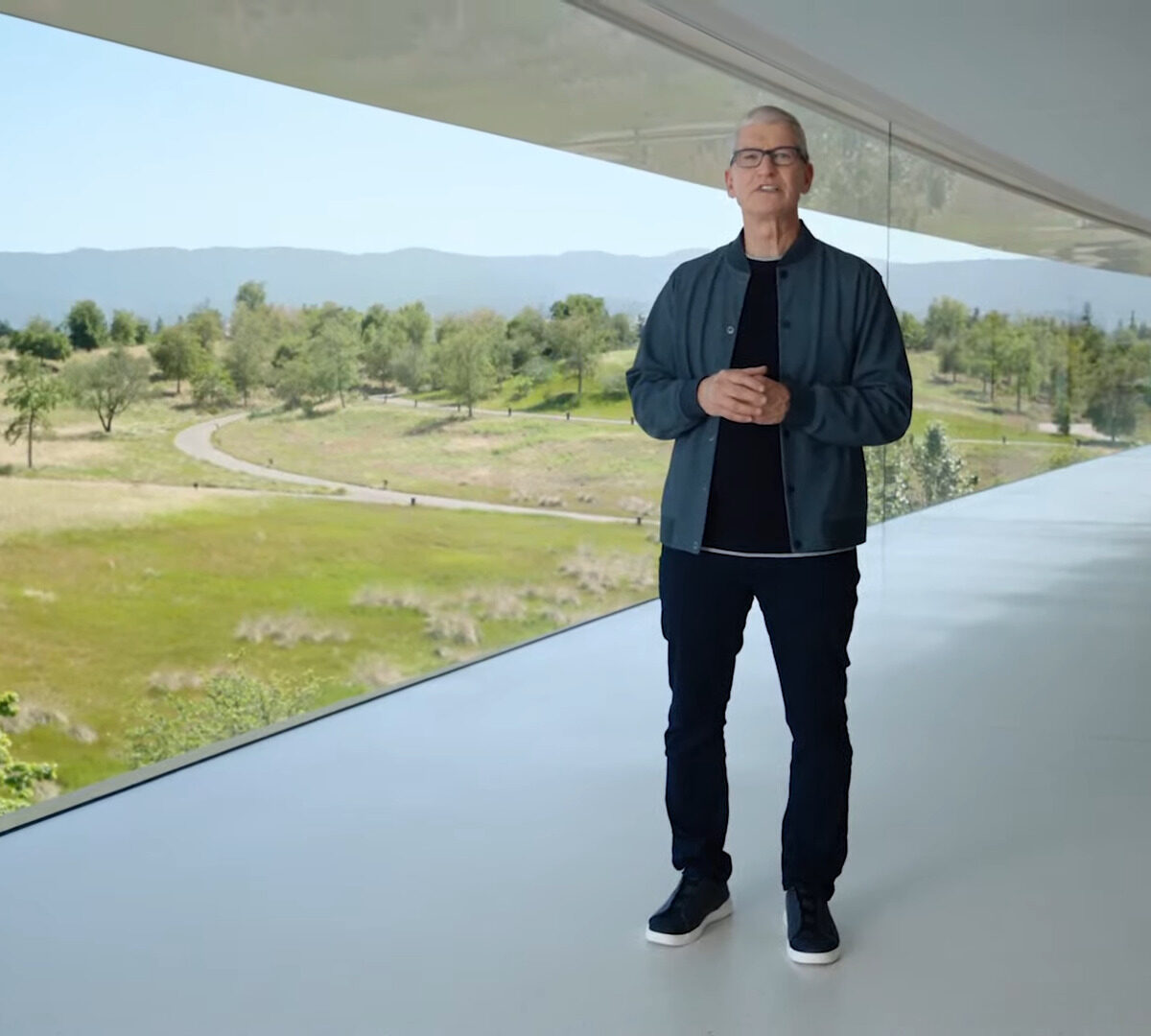 Tim Cook. // Source : Capture d'écran keynote Apple