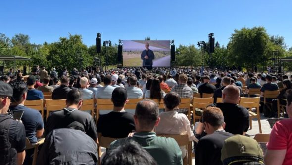 La WWDC en 2022. L'événement devrait prendre la même forme en 2023. // Source : Numerama