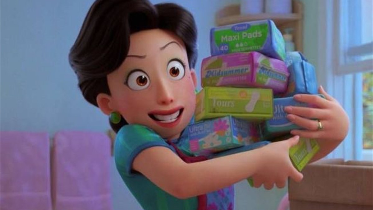 Des boîtes de protections hygiéniques à l'écran, c'est inédit ! // Source : Disney+