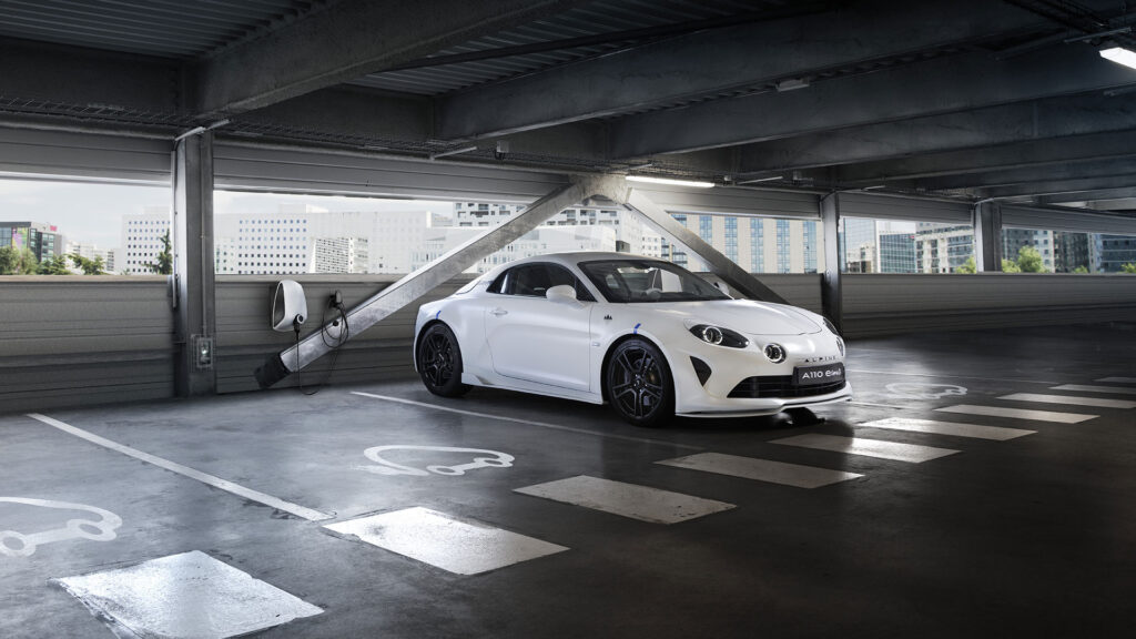 prototype Alpine A110 E-ternit&eacute; // Source : Alpine