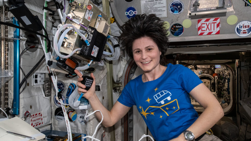 Samantha Cristoforetti dans l'ISS. // Source : Flickr/CC/Nasa Johnson (photo recadrée)