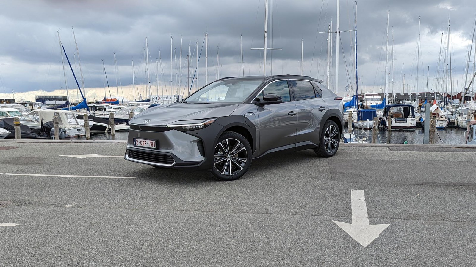 Â«Â 8 000 km et dÃ©jÃ  3 pannes de batterieÂ Â» : des clients se liguent contre Toyota...