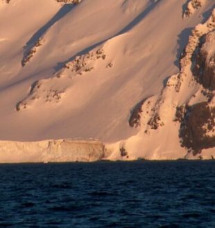 Antarctique, océan austral. // Source : Lyubomir Ivanov/Wikimédias/recadré