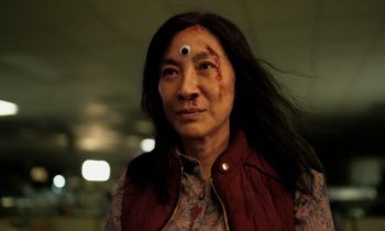 Michelle Yeoh est l'héroïne de Everything Everywhere All At Once. // Source : A24