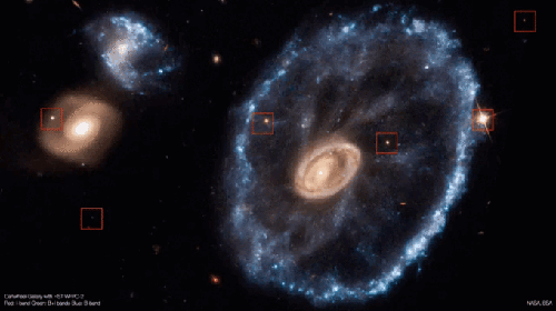 Le mouvement des étoiles est visible dans cette image. // Source : Nasa, ESA, via @markmccaughrean sur Twitter