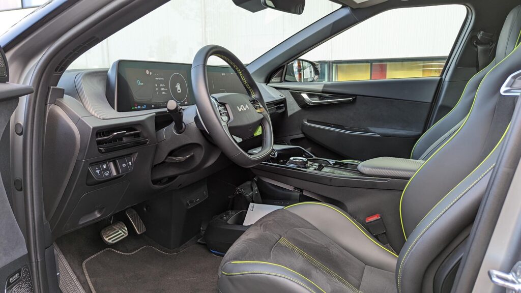 Intérieur de la Kia EV6 GT // Source : Raphaelle Baut pour Numerama