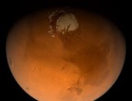 Viser la Lune, ce n'est pas viser Mars. // Source : Flickr/CC/NASA/JPL-Caltech/USGS/Kevin M. Gill (image recadrée)